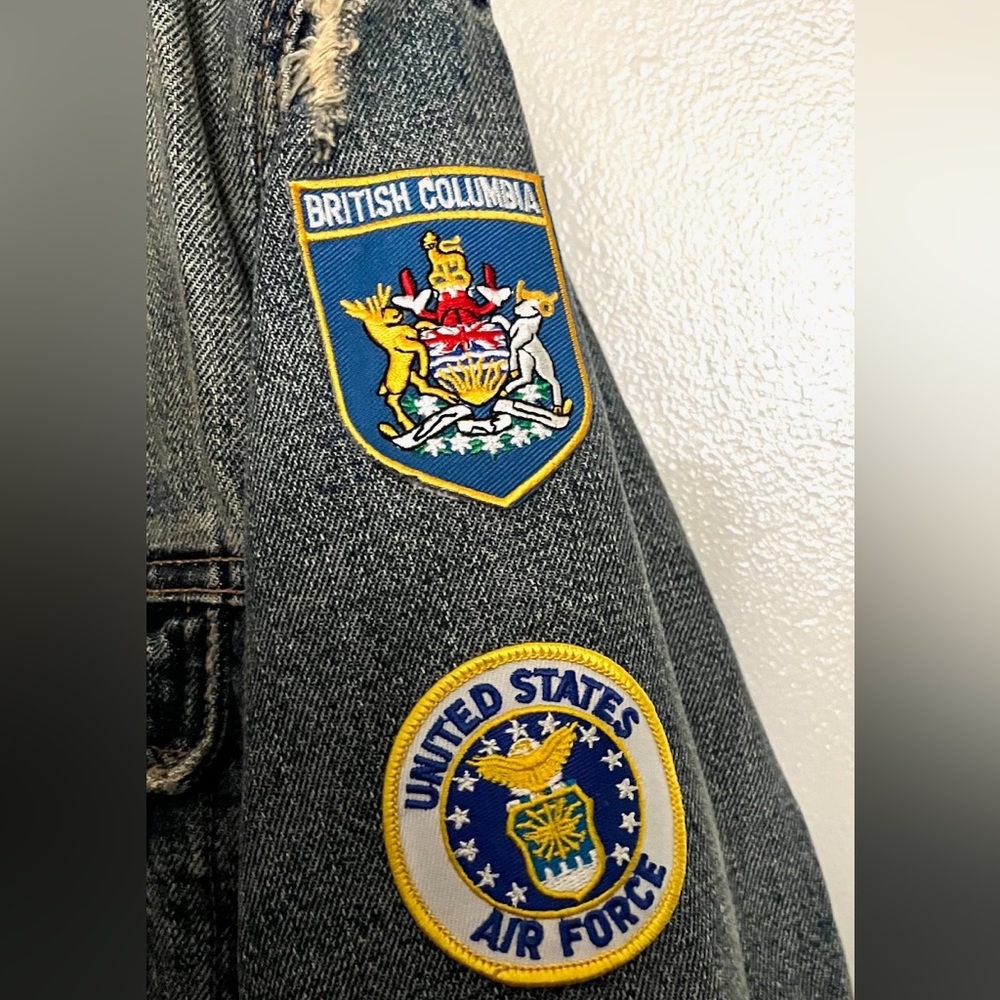 Abercrombie & Fitch Limited Edition Custom Labeled Denim Trucker’s Jacket - Picture 6 of 7